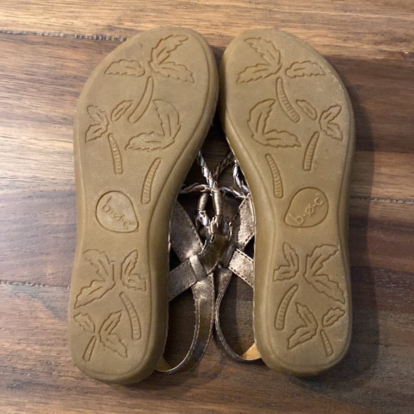 Women’s Bronze Born Leather Sandals - Picture 4 of 6